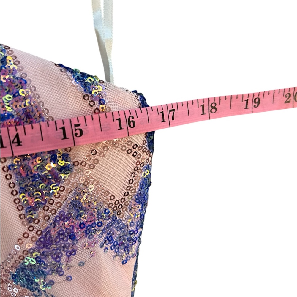 Elegant Purple and Pink Sequin gown - Picture 5 of 6